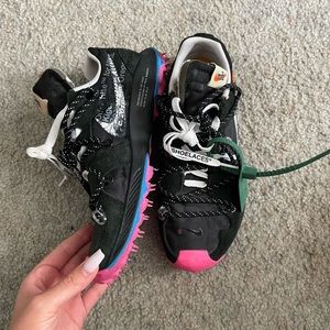 Nike + off white collab Zoom size 8 in women